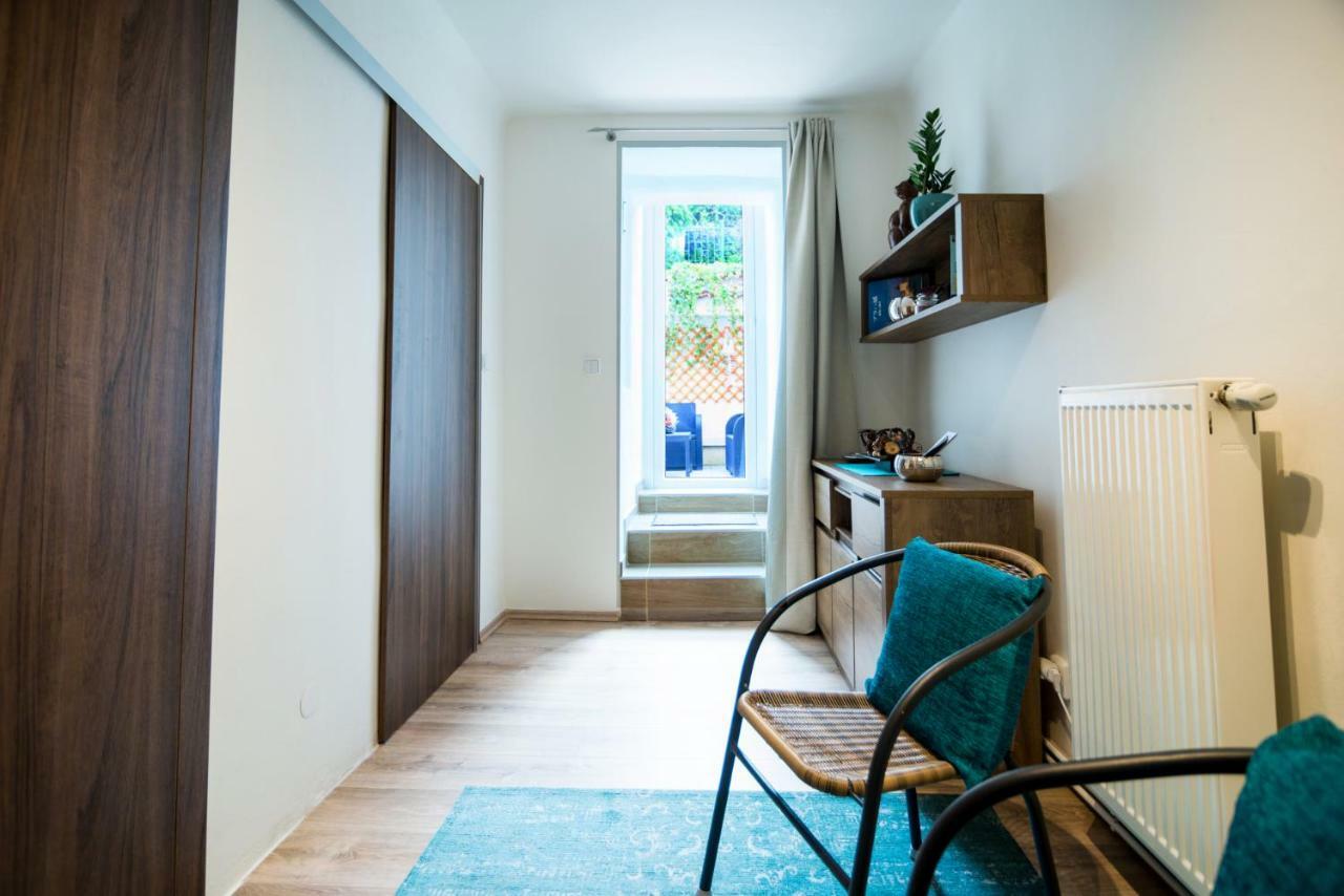 Nice Home To Stay At Prague Close To Castle With Terrace And Garden Εξωτερικό φωτογραφία