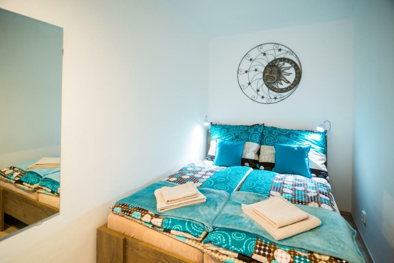 Nice Home To Stay At Prague Close To Castle With Terrace And Garden Εξωτερικό φωτογραφία